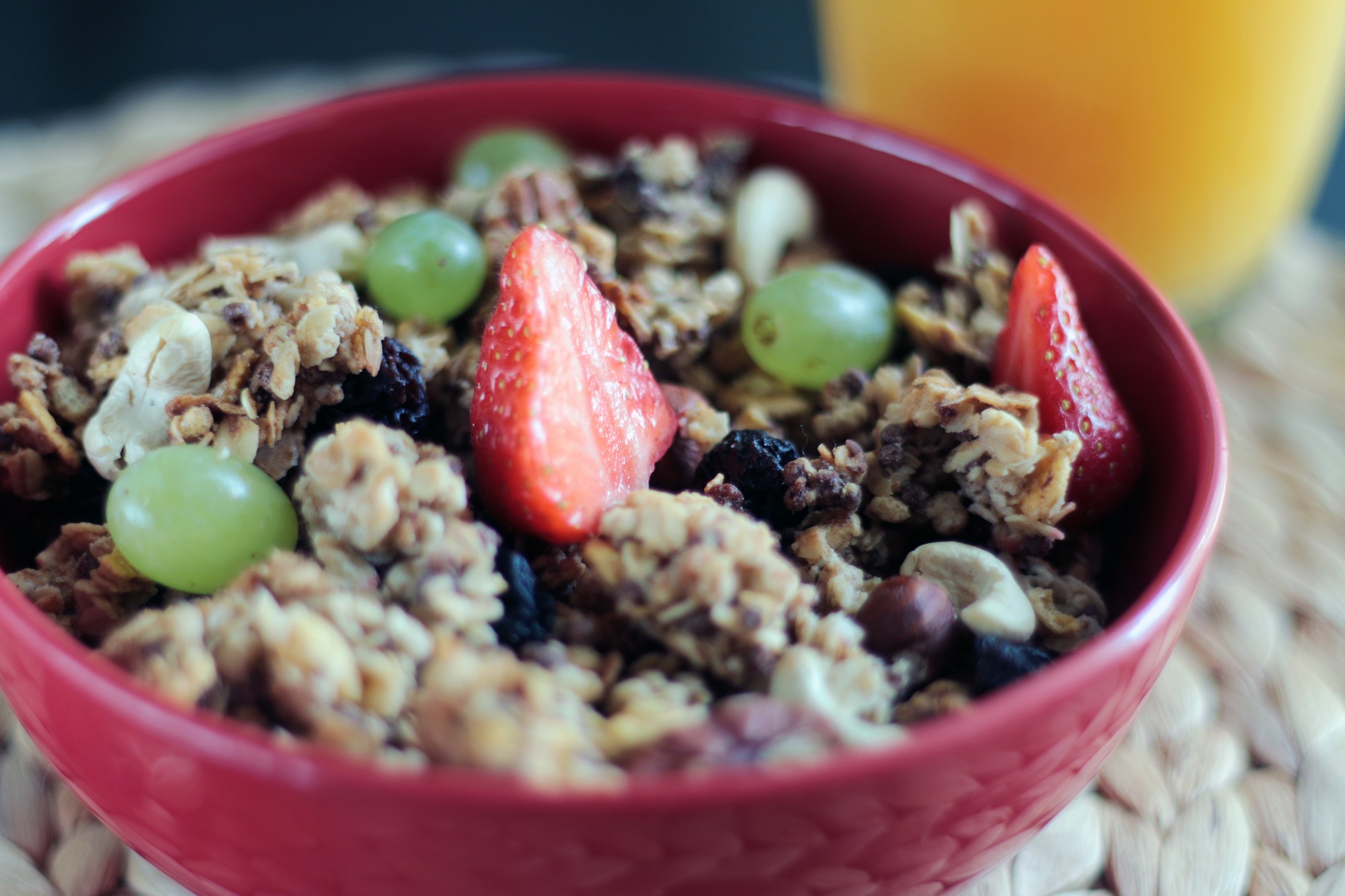 Desayuno fresas bol frutas