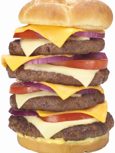 Hamburguesa quadruple Bypass del Heart Attack Grill (1)