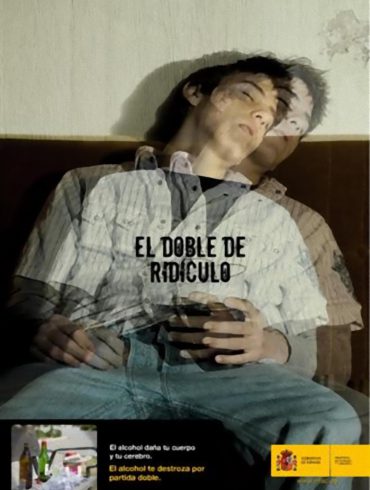 Campañas 2007- Alcohol y menores. El alcohol te destroza por partida doble