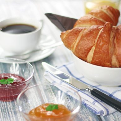 Desayuno croissant