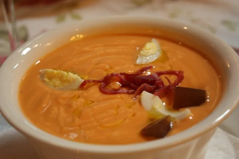 Salmorejo cordobés: qué lleva