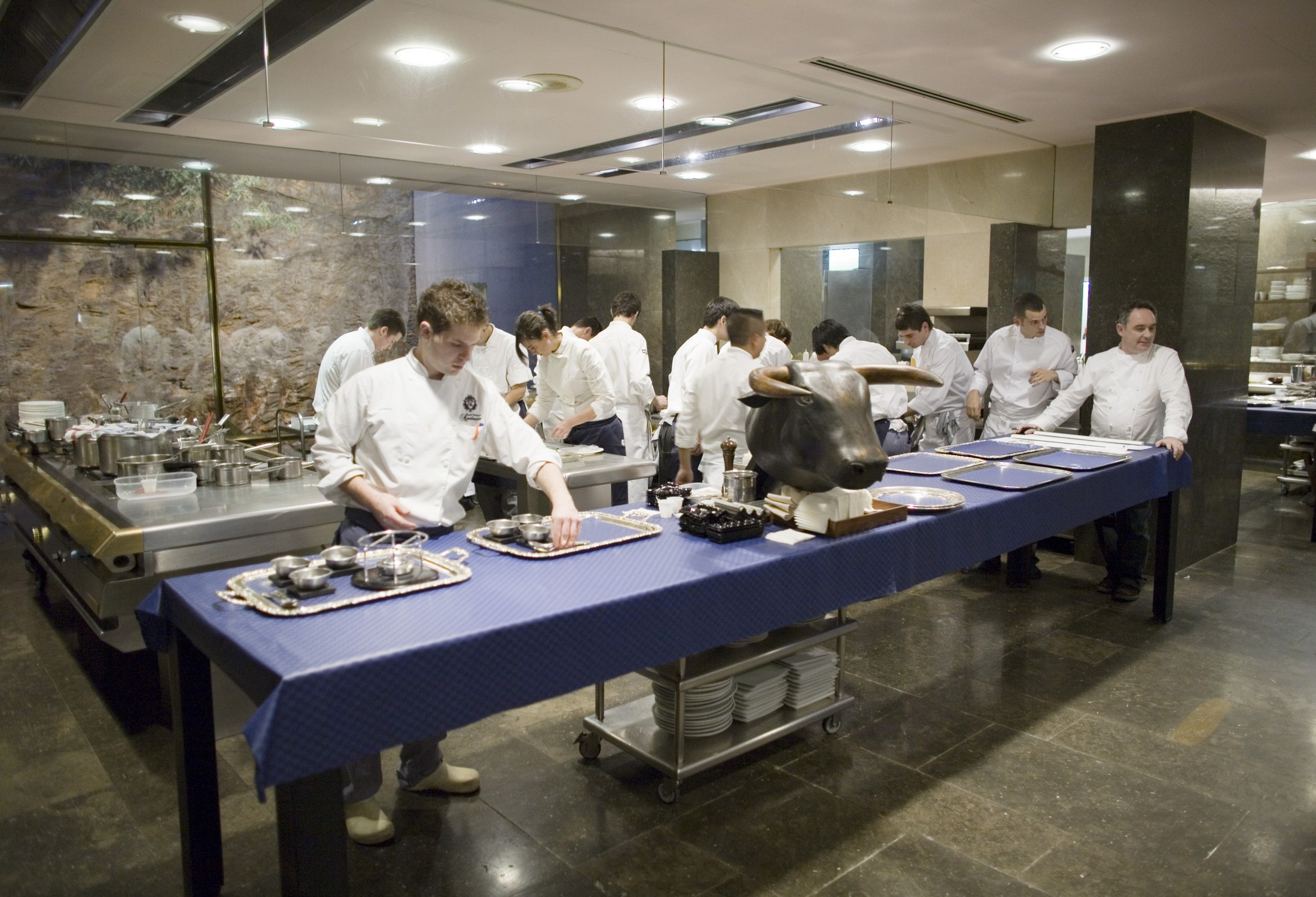 La cocina de el Bulli con Ferran Adria al frente