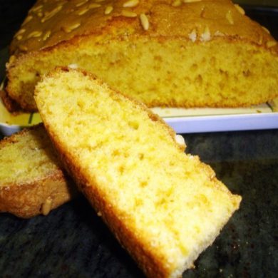 Coca de calabaza y piñones