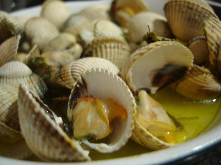 Berberechos en salsa de verdejo