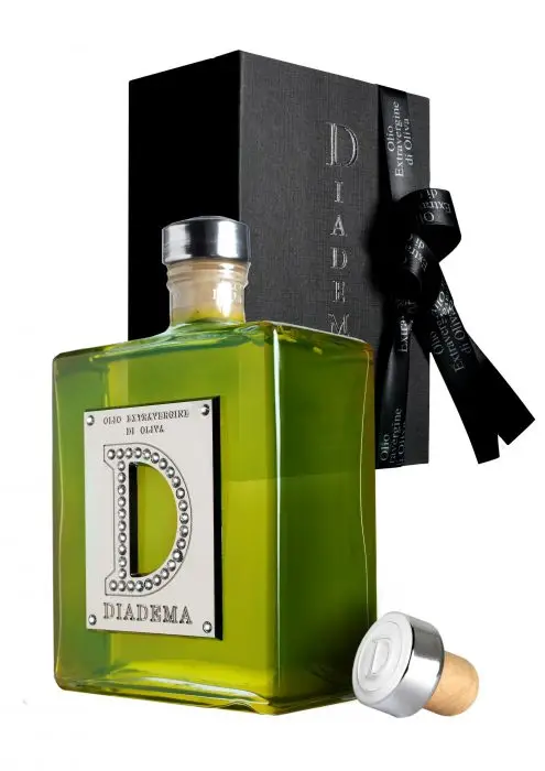 DIADEMA Extravirgin Cultivar Moraiolo, Frantoio, Pendolino DIADEMA Extravirgin Cultivar Moraiolo, Frantoio, Pendolino