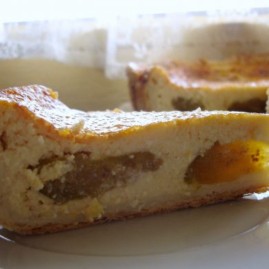 Tarta de requesón y brevas