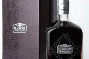 Brandy Tradición Platinum Solera Gran Reserva de 40 años