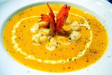 Crema de calabaza y langostinos