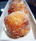 Buñuelos de viento con crema pastelera Buñuelos de crema