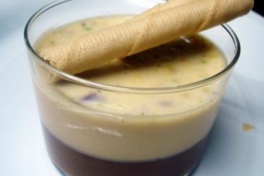 Receta de Crema de chocolate y turrón con pistacho