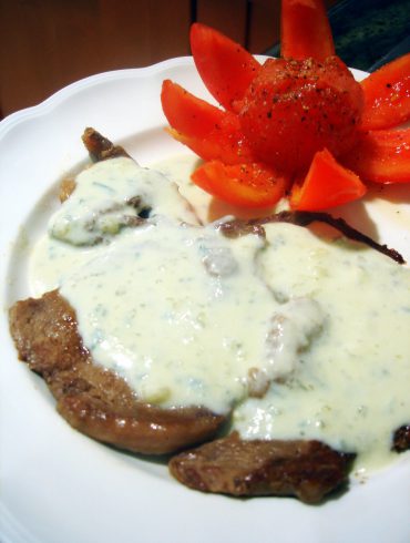 Entrecot con salsa de queso azul