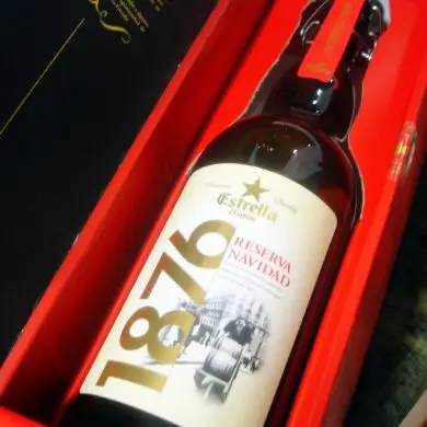 Estrella Damm 1876 Reserva Navidad