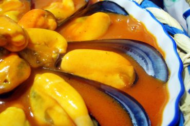 Receta de mejillones en salsa de tomate