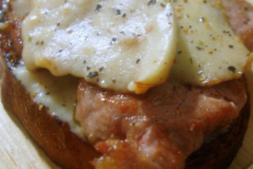 Tapa de solomillo de cerdo con crema de boletus