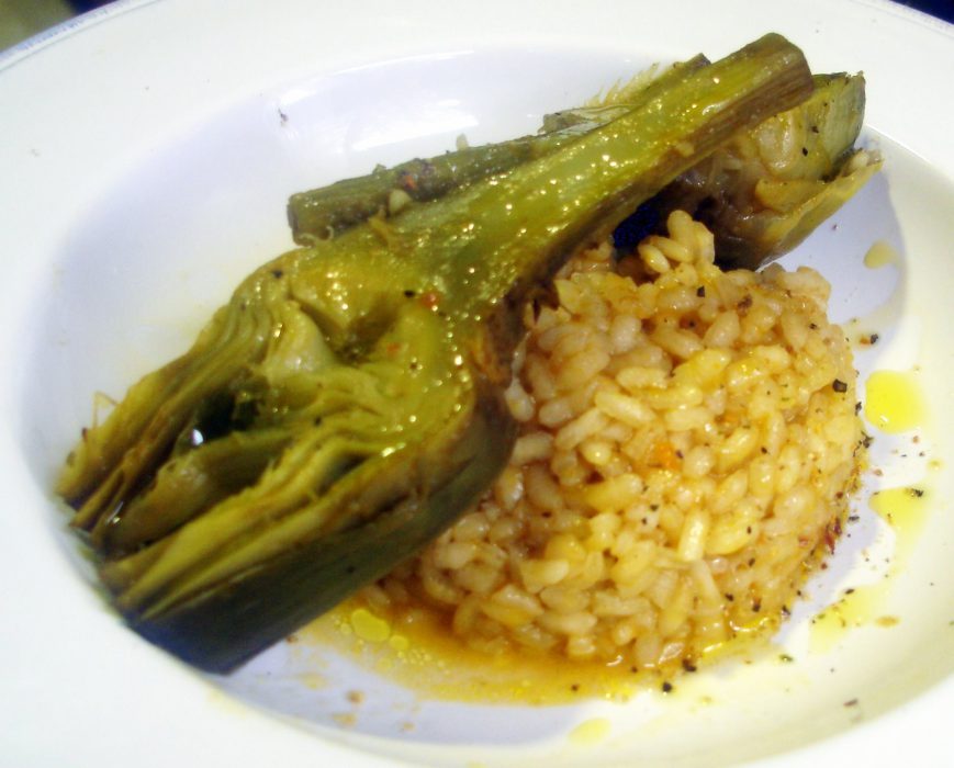 Arroz con alcachofas