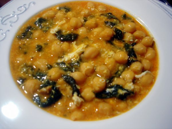 Potaje de garbanzos y espinacas