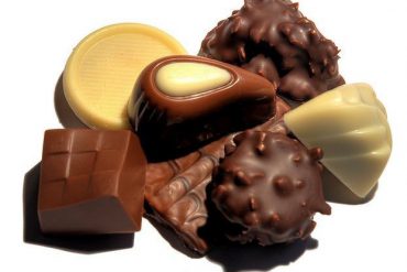 Al chocolate se le considera una “droga del amor” natural