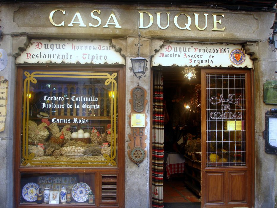 Fachada del Restaurante Casa Duque