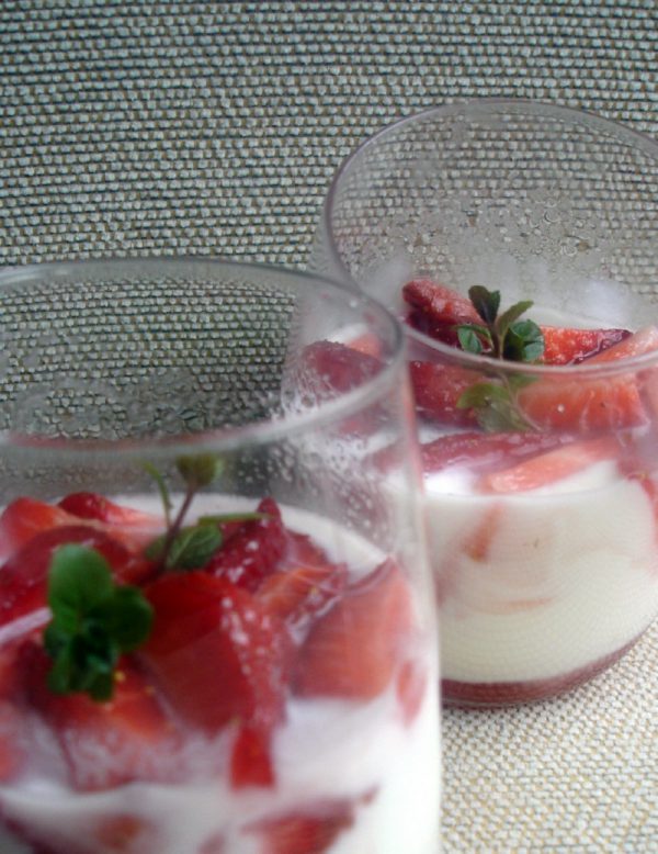 Yogur con Fresones, deliciosa combinación