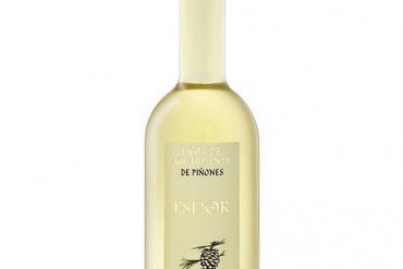 Licor de piñones Esdor