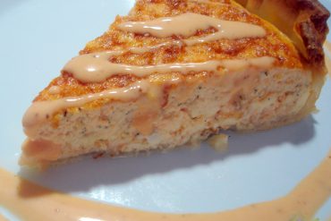 Receta de Pastel de salmón con salsa rosa