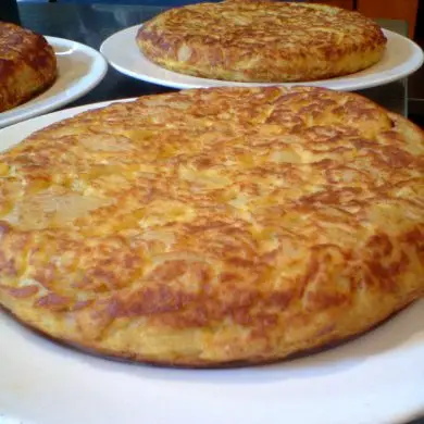 La tortilla de patatas, el plato preferido por los españoles (2)