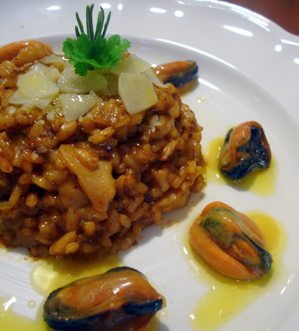 Risotto de calamares y mejillones