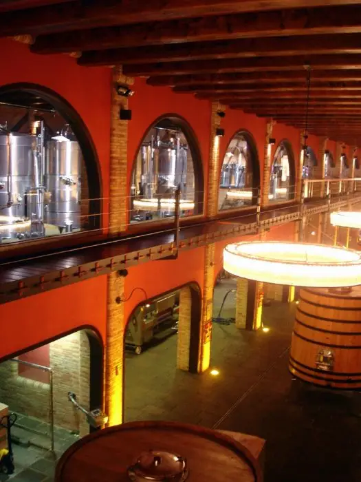 BODEGA STRATVS 12 BODEGA STRATVS 12