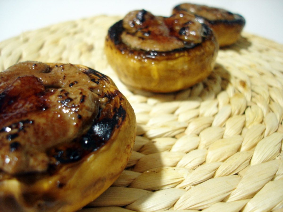 Champiñón relleno de Mousse de Trucha de la Montaña Palentina