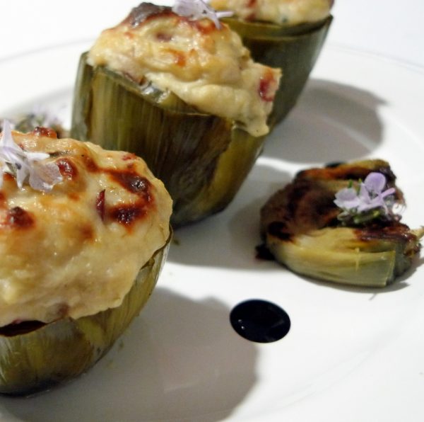 Alcachofas rellenas de jamón ibérico