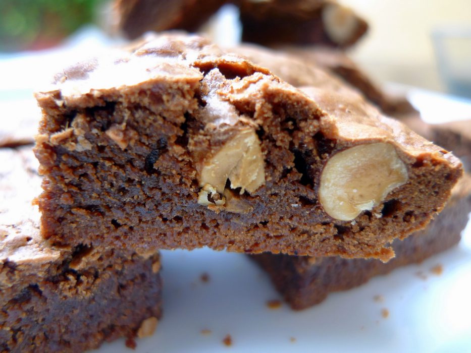 Receta de brownie de chocolate y avellanas