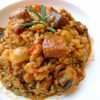 Arroz con pollo de corral y secreto de cerdo ibérico