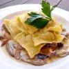 Receta de Raviolis rellenos de boletus en salsa de níscalos
