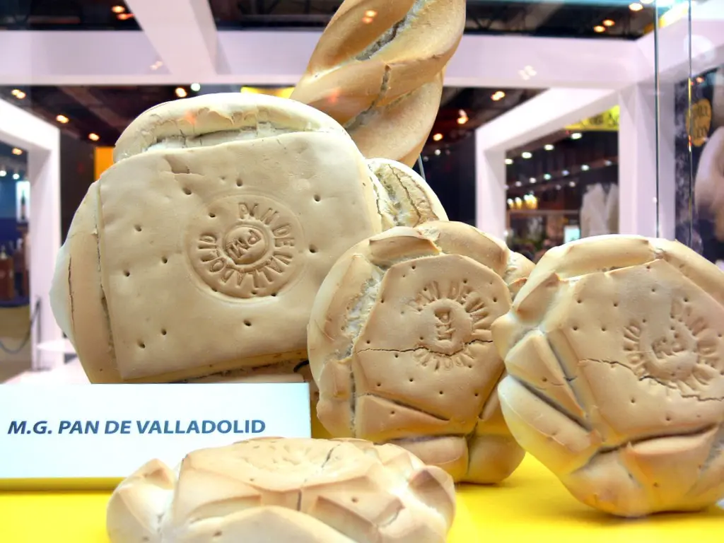 4 Panes como soles, promoción del Pan de Valladolid marca de garantia pan de valladolid