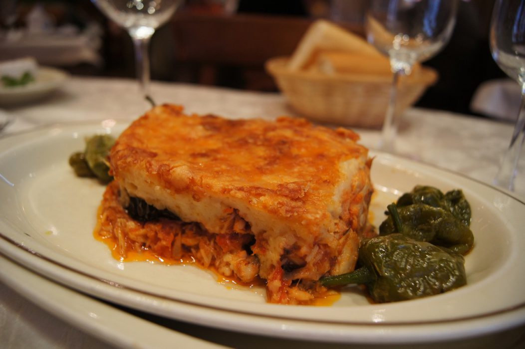 Capas de Berenjena con bonito al horno, gratinadas con queso - Restaurante Casa Zaca