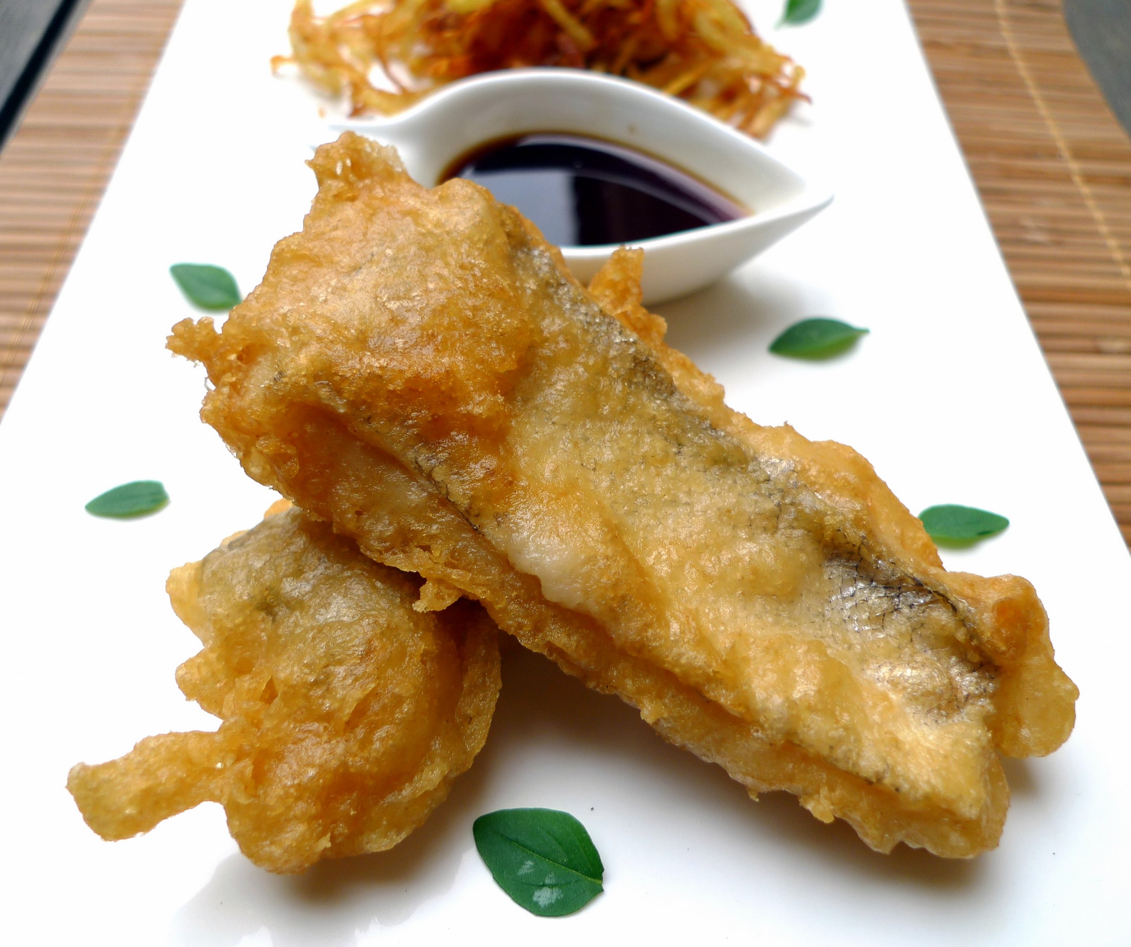 merluza en tempura con salsa Teriyaki