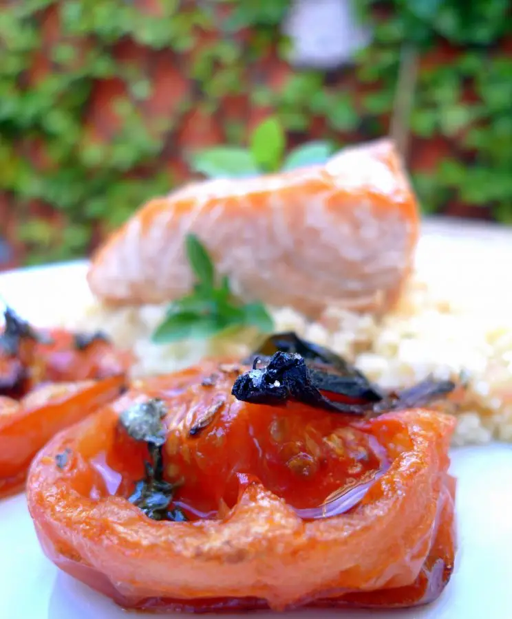 Salmón con cuscús y tomates asados 6