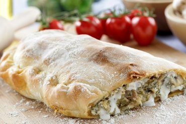 Calzone de Philadelphia, champiñón y berenjenas