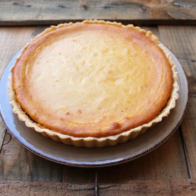 Tarta de almendra, queso y mango 1