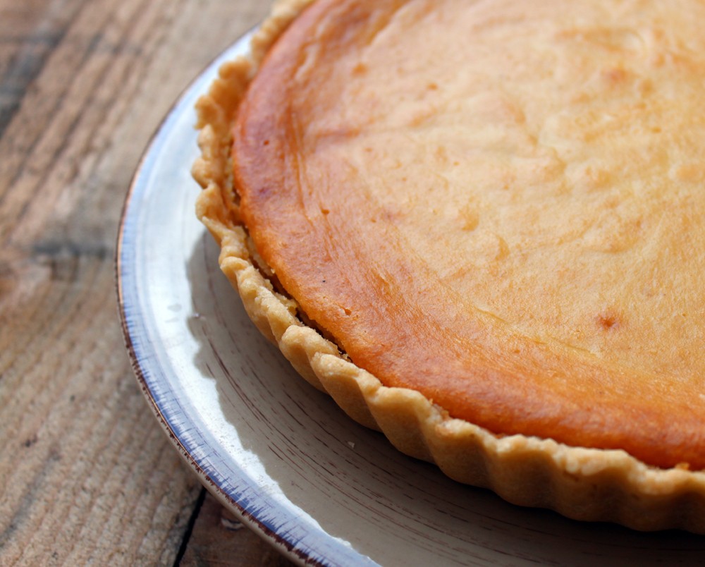 Tarta de almendra, queso y mango 3