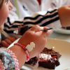 Tarta de chocolate y fresa con yogur griego