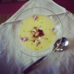 Gazpacho de melón con jamón Gazpacho de melón con jamón