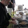 Thierry Le Baut preparando Pepitas del Océano al ajillo-1