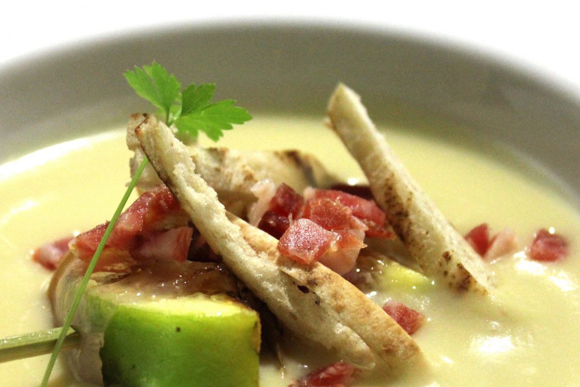 Vichyssoise con brevas y jamon-3