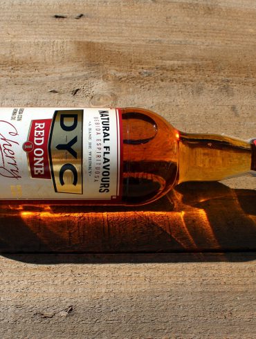 Whisky DYC Red One