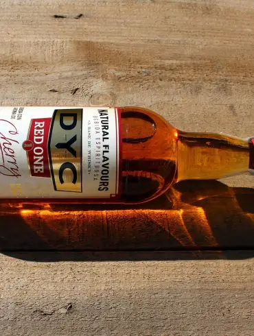 Whisky DYC Red One