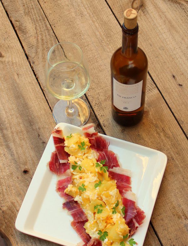 Revuelto de patatas con jamón ibérico