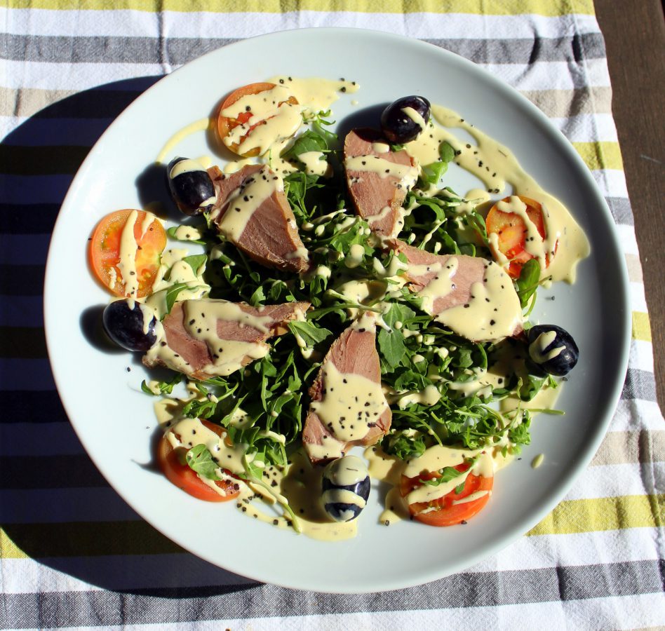 Ensalada de Atún con rúcula y uvas