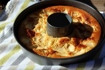 Tarta "caldosa" de manzana