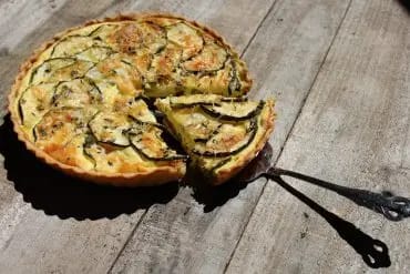 Tarta de calabacines y espárragos